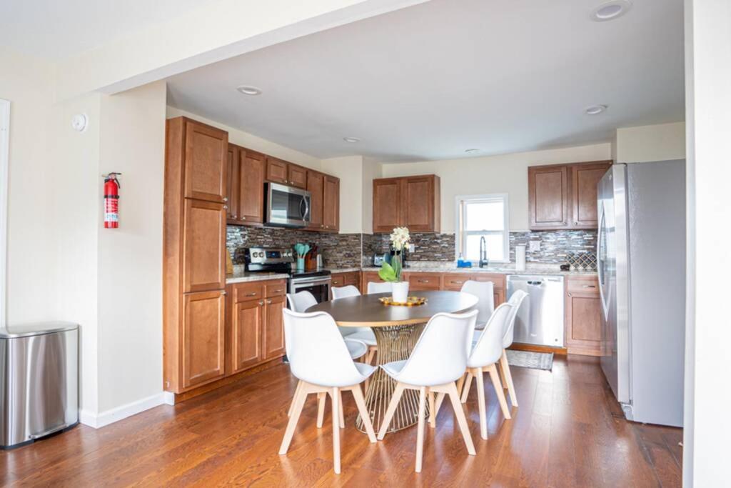 New 4Br In Ac Quiet Island Central Location أتلانتيك سيتي المظهر الخارجي الصورة